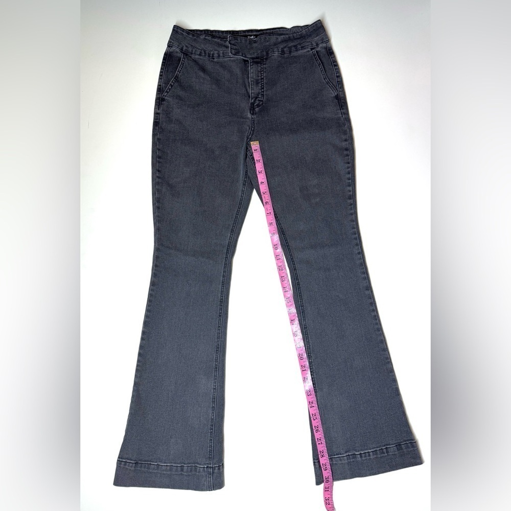 Zoe + Phoebe Women’s High Rise Slim Boot Jeans Size- 12 - Picture 7 of 11